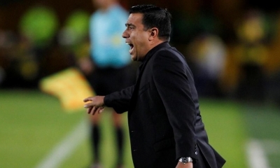 César Farías.