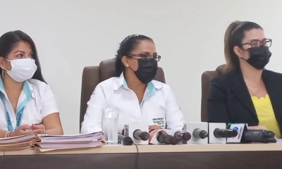 Isabel Fernández y Adriana Pedraza informan sobre procesos que sigue el municipio.