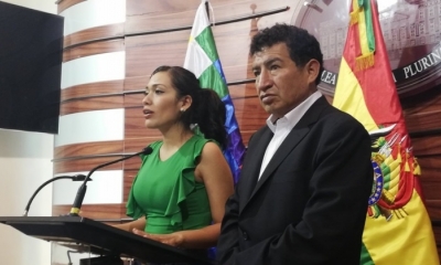 La senadora Salvatierra y el diputado Borda. Foto: Senado