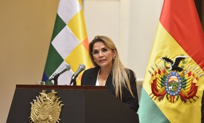 La presidenta Jeanine Áñez