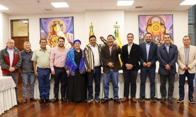 Los representantes de la Cámara Agropecuaria del Oriente, con El presidente Luis Arce 
