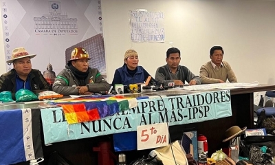  Parlamentarios de MAS en huelga de hambre