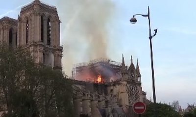 El fuego se produjo la tarde de este lunes en la parte superior del templo/Foto. Captura de pantalla