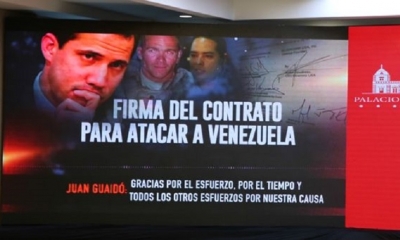 Cartel expuesto por el chavista en una transmisión pública en la que explicó su versión del intento de ataque de rebeldes en Venezuela.
