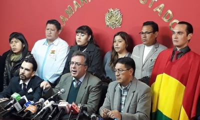 Abogado Carlos Alarcón, G-21, Senador Edwin Rodríguez/Foto. RRSS
