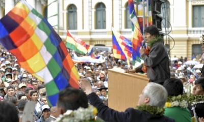 El presidente Evo Morales aseguró el jueves que la hoja de coca, los productores y los movimientos sociales serán 