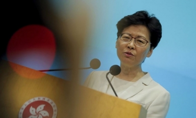 La líder de Hong Kong, Carrie Lam, se disculpó por la impopular propuesta de ley sobre extradiciones que llevó a protestas masivas.