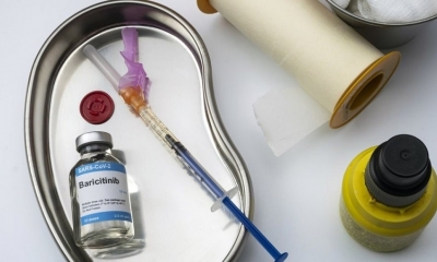 El baricitinib se usa en el tratamiento de la artitris en varios países alrededor del mundo.