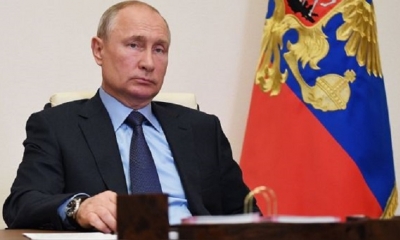 Vladímir Putin, presidente de Rusia, durante una reunión virtual en su residencia. | Fuente: Kremlin (vía EFE)