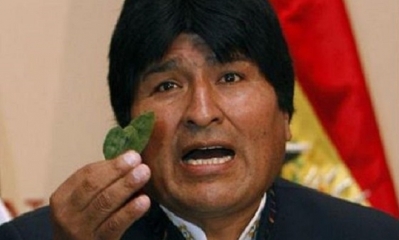 El mandatario defendió la coca durante la presentación de los nuevos billetes. Foto: Internet