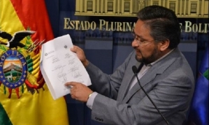 La autoridad nacional lamentó la actitud asumida por el gobernador de Santa Cruz. Foto: El Deber