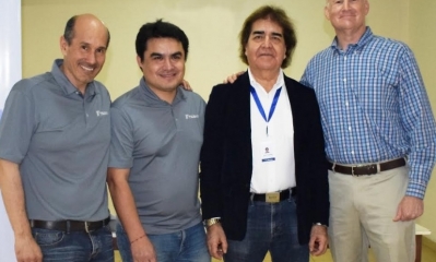 Michel Ferreyra, Mario Muñoz, Luis Carlos Núñez del Prado, Richard Renk/Foto. Extend