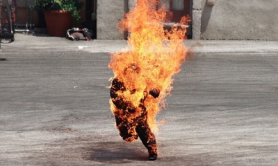 La Policía no encontró ninguna sustancia abrasiva en el cuerpo de la víctima y no acaba de entender las causas del fuego.