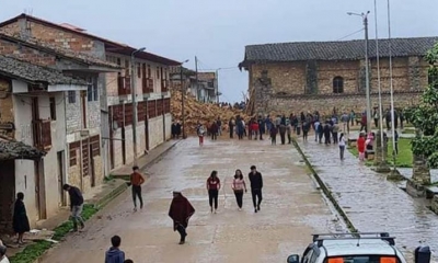 La reconocida torre de la Iglesia del distrito de La Jalca Grande se derrumbó a consecuencia del fuerte sismo de magnitud 7,5 que ocurrió hoy en Perú
