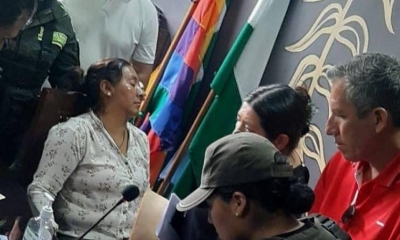 Una de las concejalas se descompensó en medio del asedio de la turba.