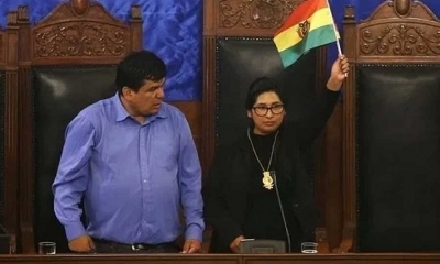 Aguilar junto a Eva Copa. Foto: archivo / Senado