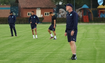 Bolívar entrenándose para los amistoso en Colombia.