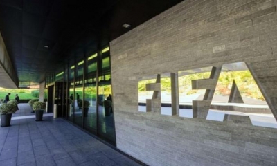 Logo de FIFA en un pasillo.| Imagen referencial | Agencias