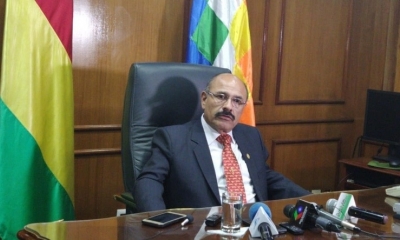 El ministro de Salud, Anibal Cruz.