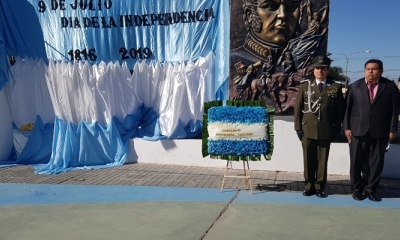 El Cnl. Ariel Torrez, Comandante de Frontera Policial de Yacuiba, participó del acto invitado por autoridades argentinas