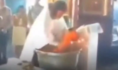 El sacerdote fue suspendido/Foto. Captura de pantalla