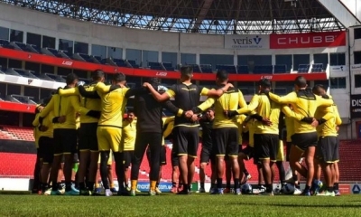 The Strongers en el estadio de Liga de Quito.