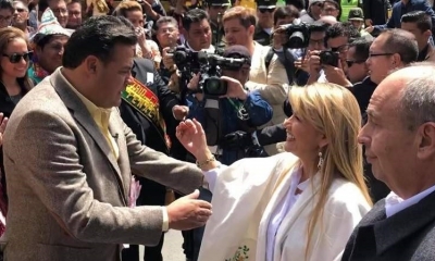 Luis Revilla y Jeanine Añez 