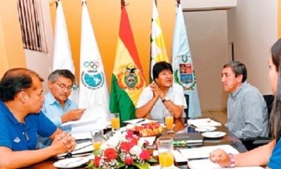 Según ABI, Morales (foto) evaluó el 28 de diciembre las propuestas de las dos empresas. Foto: ABI