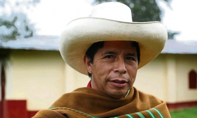 La felicitación tiene lugar cuando aún no se ha proclamado un ganador en las elecciones de Perú.