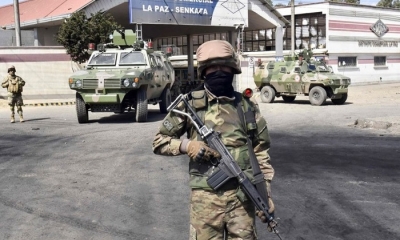 Despliegue militar en Senkata en los días de crisis tras la renuncia de Morales. 