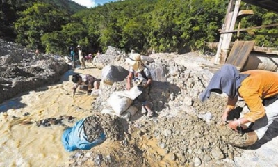 El 85 % de cooperativas mineras trabaja sin una licencia ambiental/Foto. EP