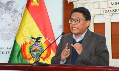 El ministro Iván Lima durante conferencia de prensa. | APG