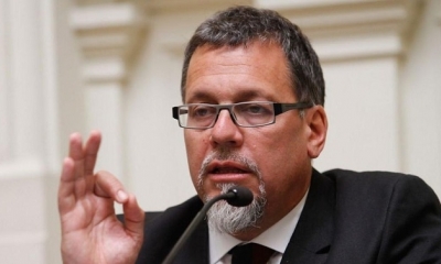 El parlamentario se reunió en la víspera con el canciller de su país, Roberto Ampuero. Foto: EL DEBER