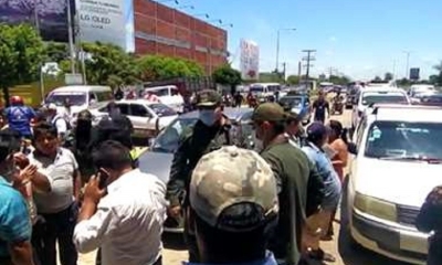 La Policía interpuso sus buenos oficios para desbloquear la ruta al norte