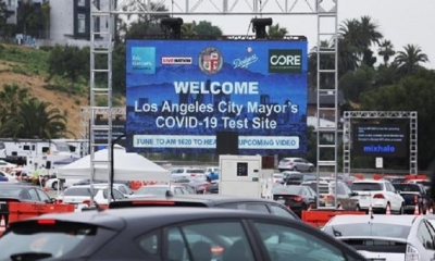 En solo un mes, Florida ha pasado de menos de 1 000 casos diarios a más de 10 000 reportados este jueves. | Fuente: EFE