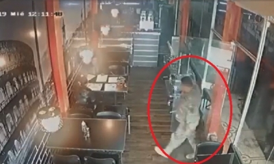El acusado usaba el uniforme de militar/Foto. Captura de pantalla