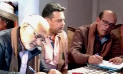 Así firmó la alianza el hijo del dirigente Filemón Escobar/Foto. RRSS