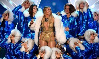 Jennifer Lopez arrasó con el escenario de los MTV con sus mejores temas sobre el escenario.