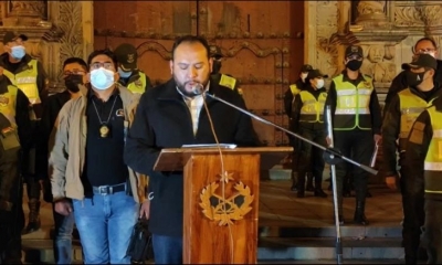 La conferencia de prensa ofrecida la noche de este domingo en Santa Cruz. CAPTURA DE PANTALLA
