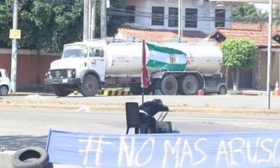 No hubo tregua. Se mantienen los diferentes puntos de bloqueos en la ciudad de Santa Cruz.