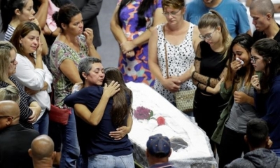 Dolor en el último adiós a las víctimas de la matanza en Sao Paulo. | EFE