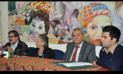 Activistas de la APDH y exdefensores del Pueblo anunciando la demanda. Foto: UMSA