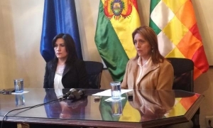 Viceministra Carmen Miranda (izq.) y la Ministra Gisela López (der.) / Foto: Cambio
