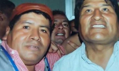 El dirigente Faustino Yucra, junto al expresidente Evo Morales. | Foto archivo | Erbol