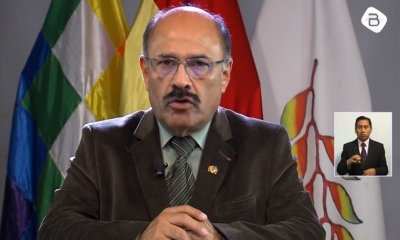 El Ministro de Salud, Aníbal Cruz