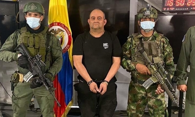 Fotografía cedida por la Presidencia Colombia que muestra al número uno de la banda criminal del Clan del Golfo, Dairo Antonio Úsuga David