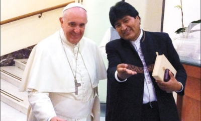 El presidente boliviano Evo Morales llegó el jueves a Roma para asistir a la audiencia privada que mantendrá con el papa Francisco