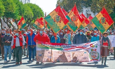 La marcha recorrió diferentes arterias de la ciudad y terminó con un mitin. 