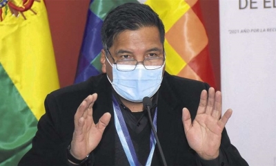 El ministro de Educación, Adrián Quelca