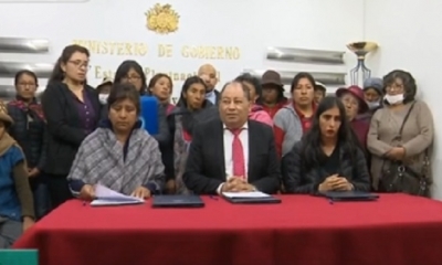 El ministro de Gobierno y la de Salud firmaron el acuerdo con las Asociaciones/Foto